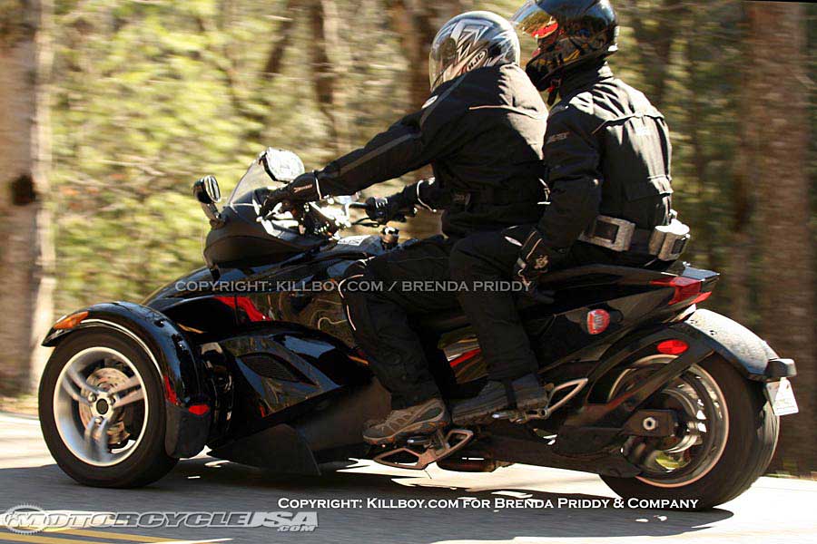 2008款庞巴迪Spyder摩托车图片3