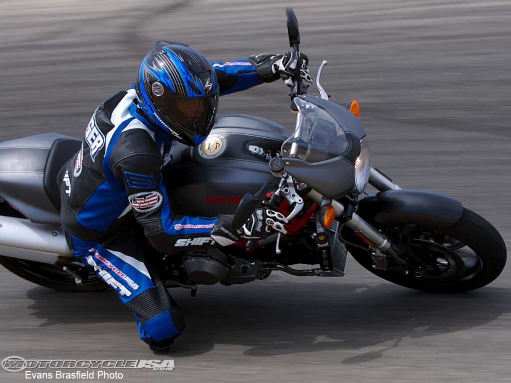 款杜卡迪Monster S4R Testastretta摩托车图片3