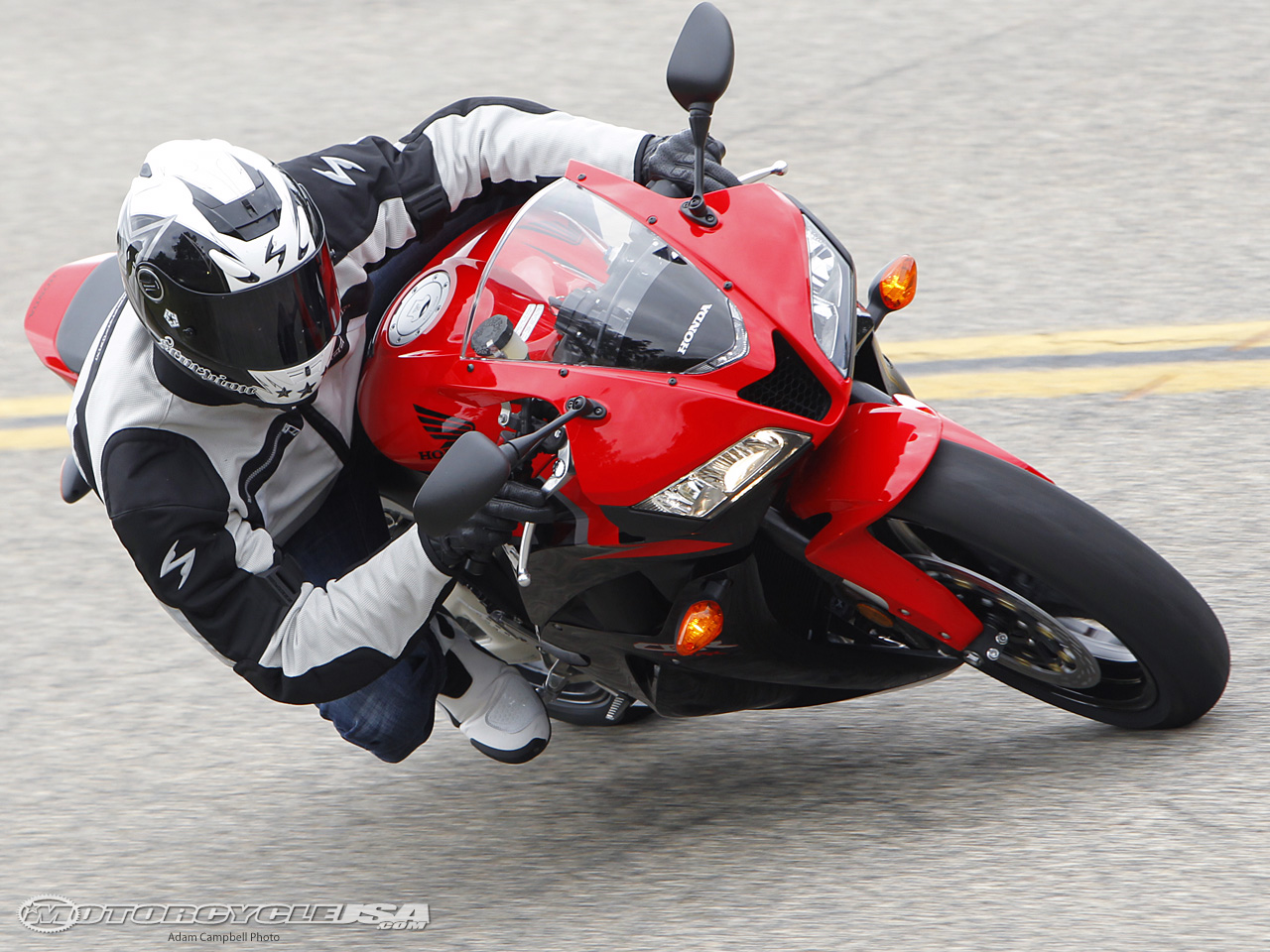 款本田CBR600RR摩托车图片3