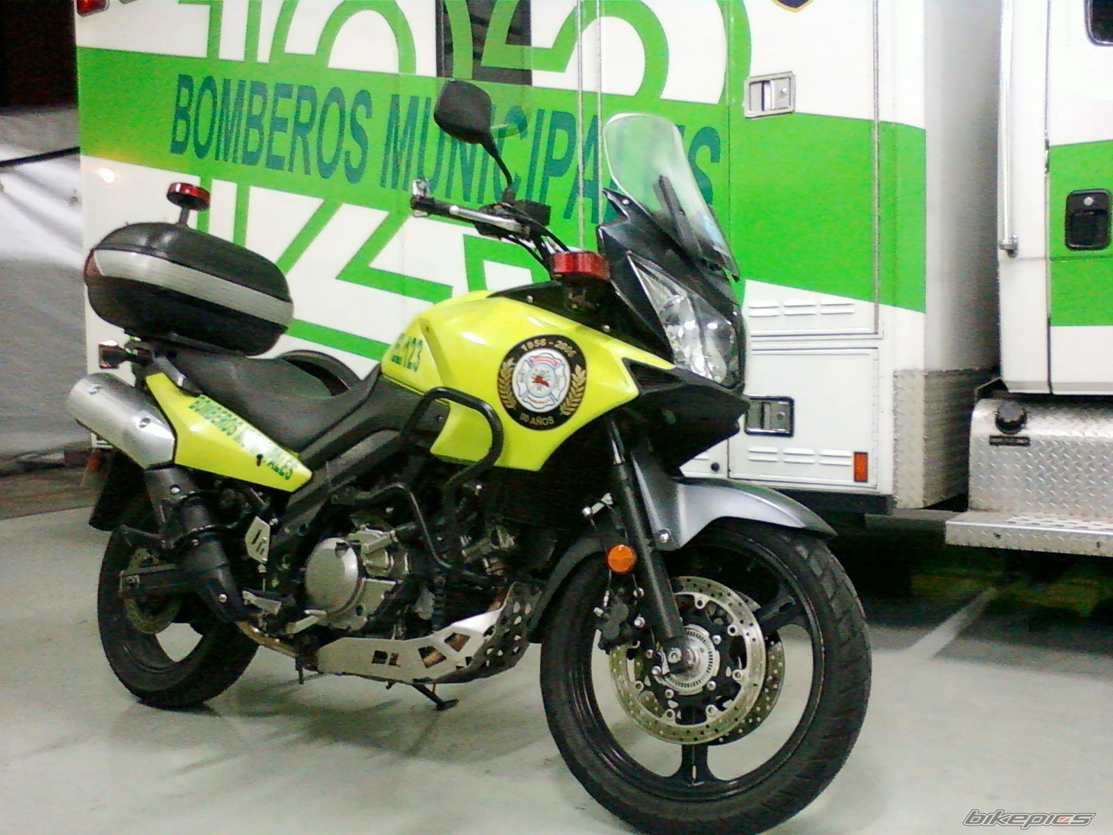 2009款铃木V-Strom 650 ABS摩托车图片3
