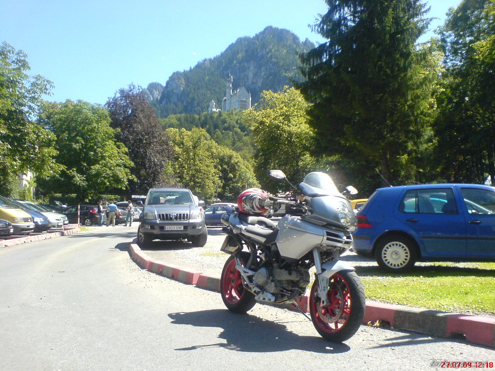 款杜卡迪Multistrada 1000 DS摩托车图片1