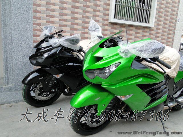 【全新川崎跑车】2012年全新川崎超级跑车欧版六眼魔神ZZR1400绿色黑色 Ninja ZX-14图片 3