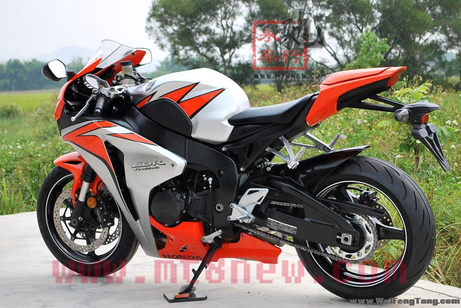 2008年本田CBR1000RR 改装排气 CBR1000RR图片 2