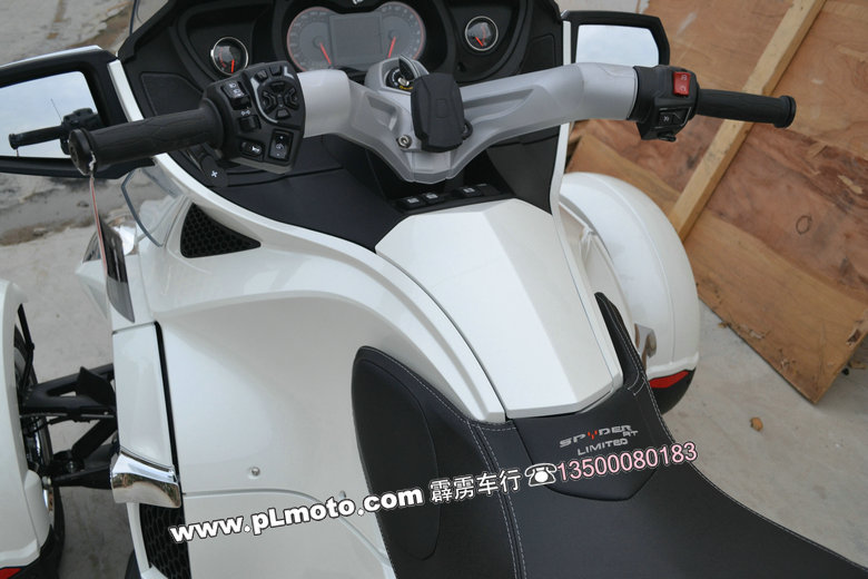 【全新庞巴迪三轮】12年全新庞巴迪RT-SE5白色 Spyder SE5图片 1