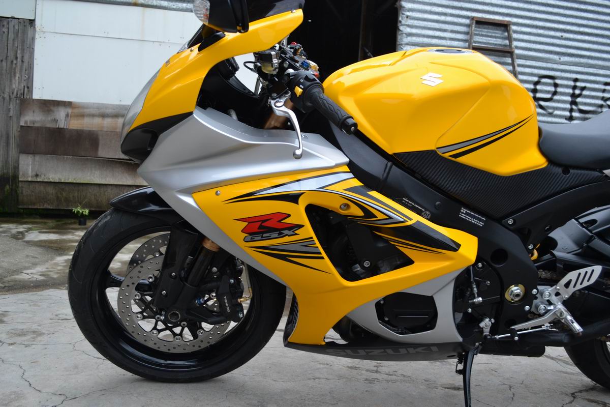 2007款铃木gsx1000 铃木大r k7 黄色 带银边不到七千公里 图片 11