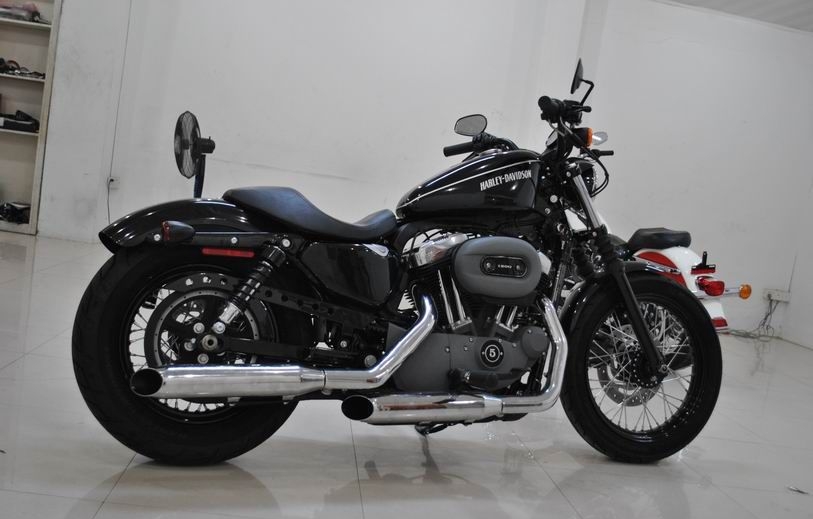 2011款亮黑色哈雷戴维森Harley Davidson XL1200N  不到700公里 成色极佳 Sportster 1200 Nightster - XL1200N图片 3