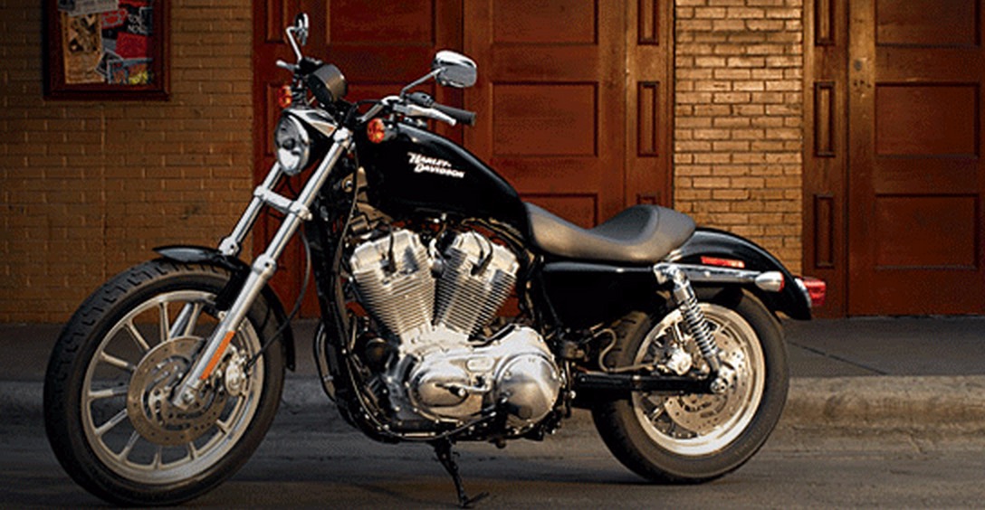 2005款哈雷戴维森Sportster 883 - XL883摩托车